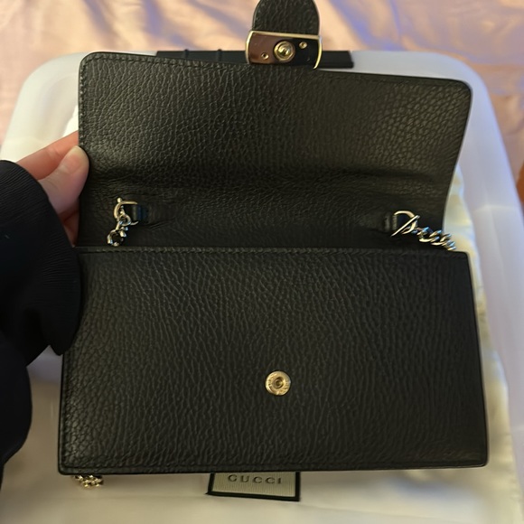 Gucci Interlocking Wallet on Chain Pebbled Leather Bag - Picture 8 of 9